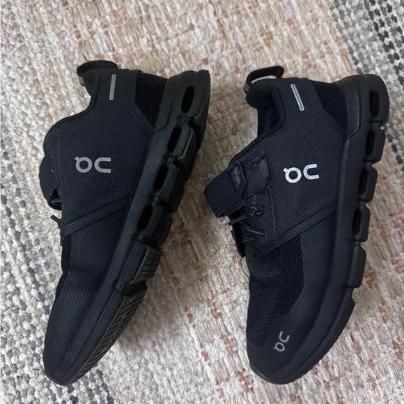 On Running Kids Dark Athletic Shoes - Picture 2 of 2